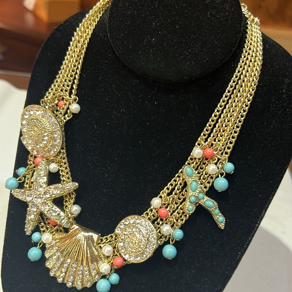 Fashion Sea Life Necklace with Rhinestones - Picture 4 of 4